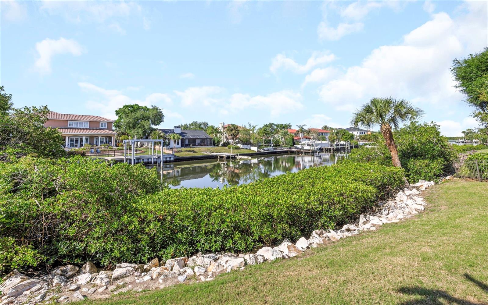 Image 38 of 47 For 4022 Rocky Shores Drive