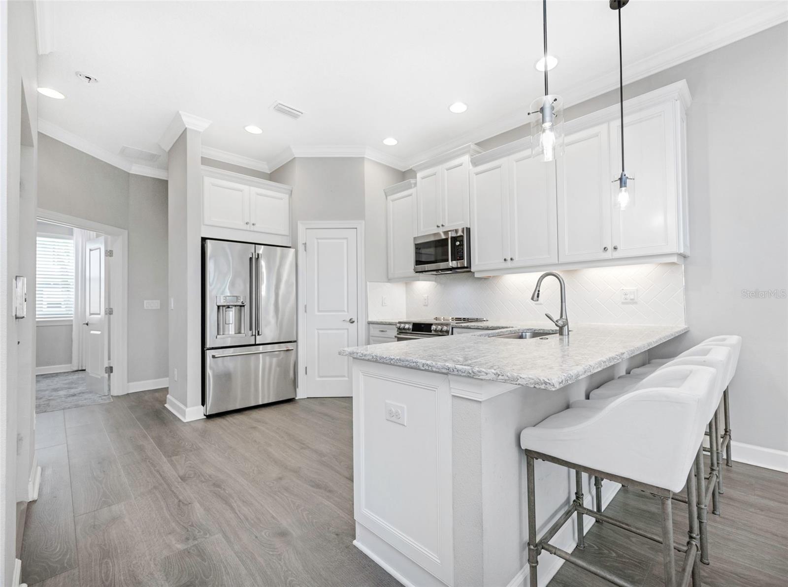 Image 5 of 47 For 4022 Rocky Shores Drive