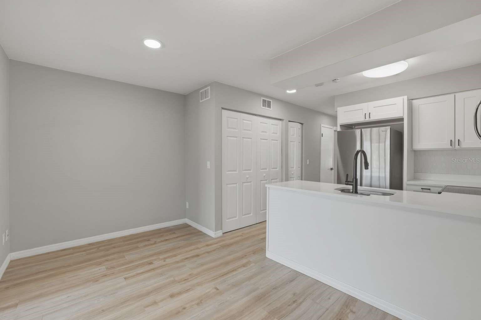 Image 10 of 27 For 6600 121st Avenue 3