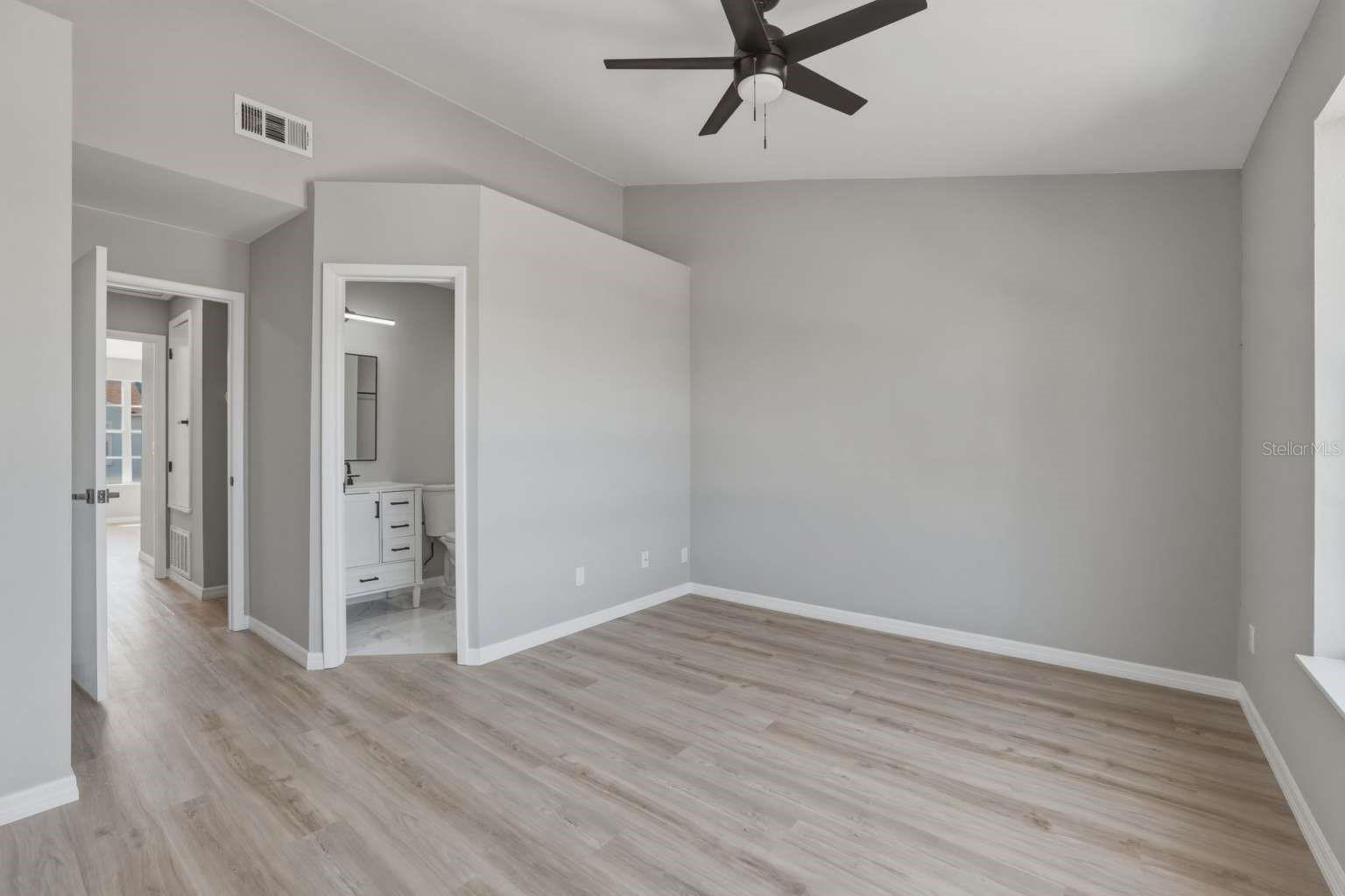 Image 19 of 27 For 6600 121st Avenue 3