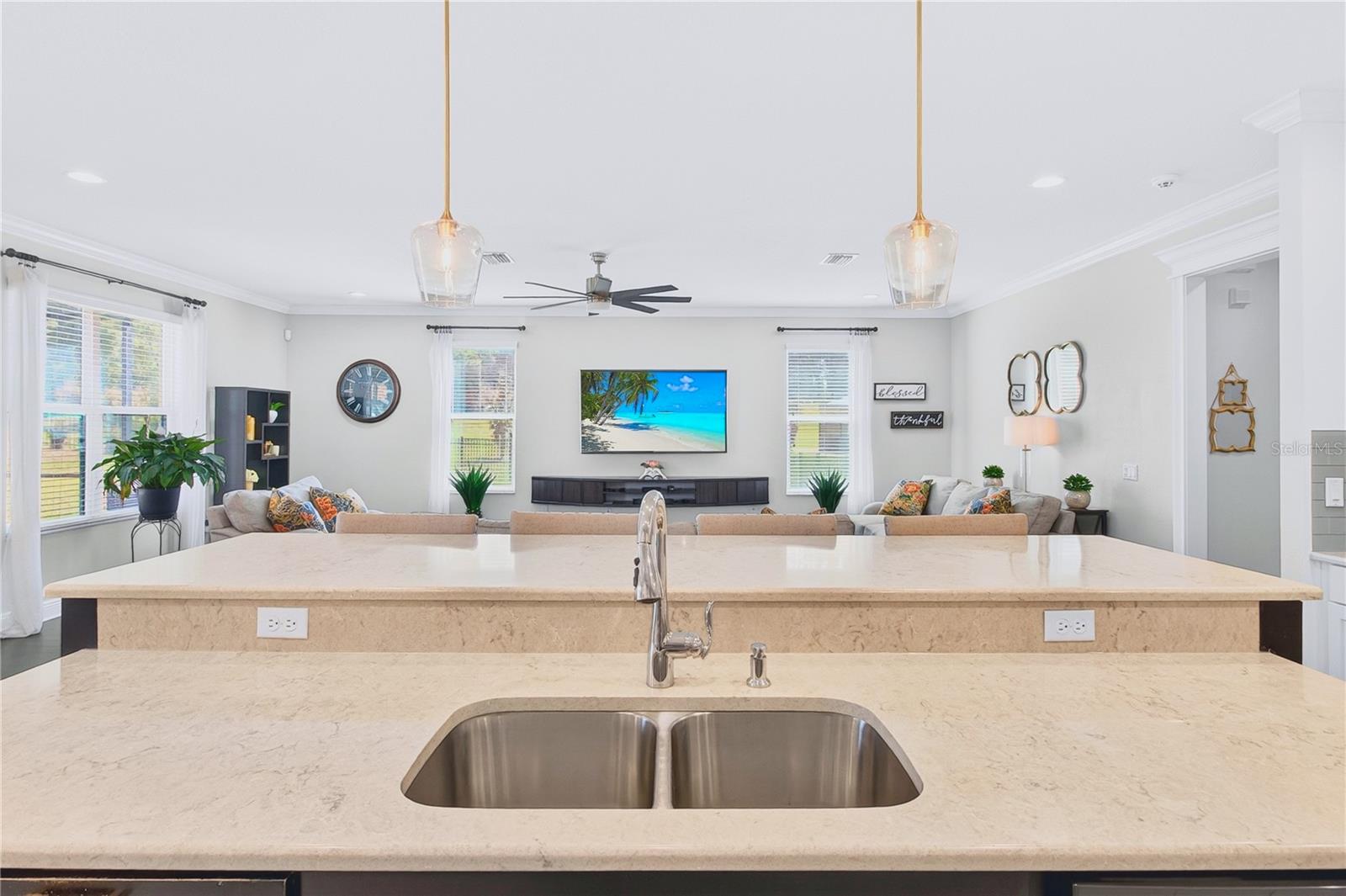 Image 23 of 85 For 3905 Aquilla Drive