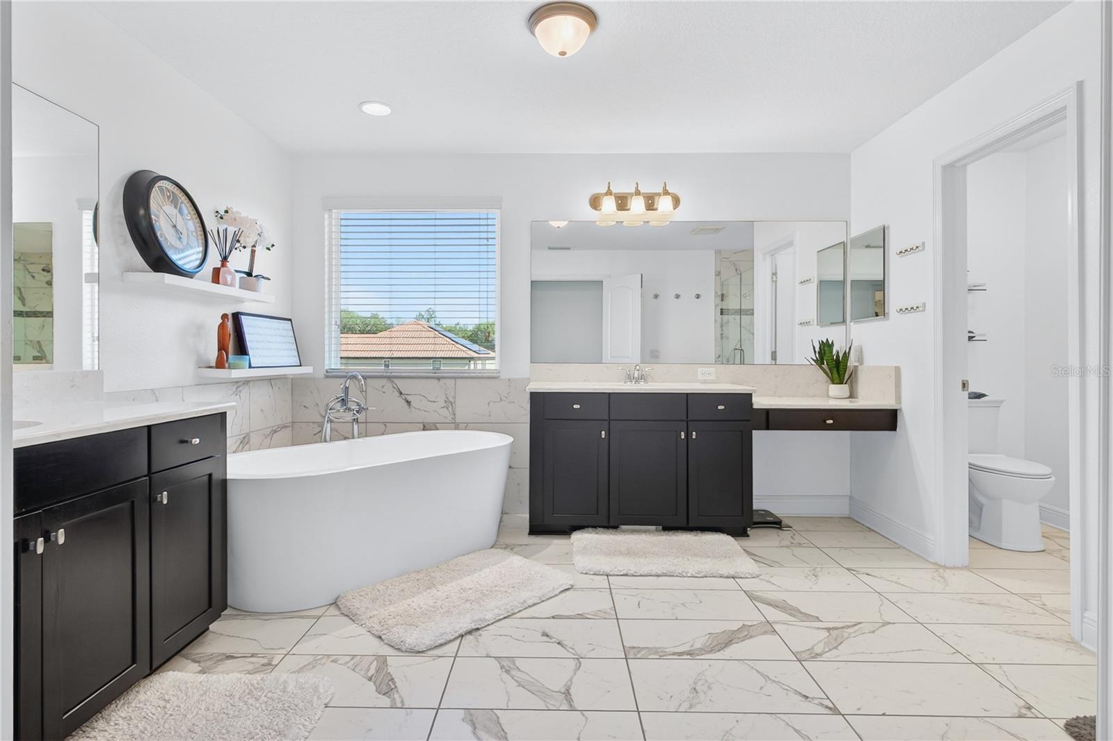 Image 44 of 85 For 3905 Aquilla Drive