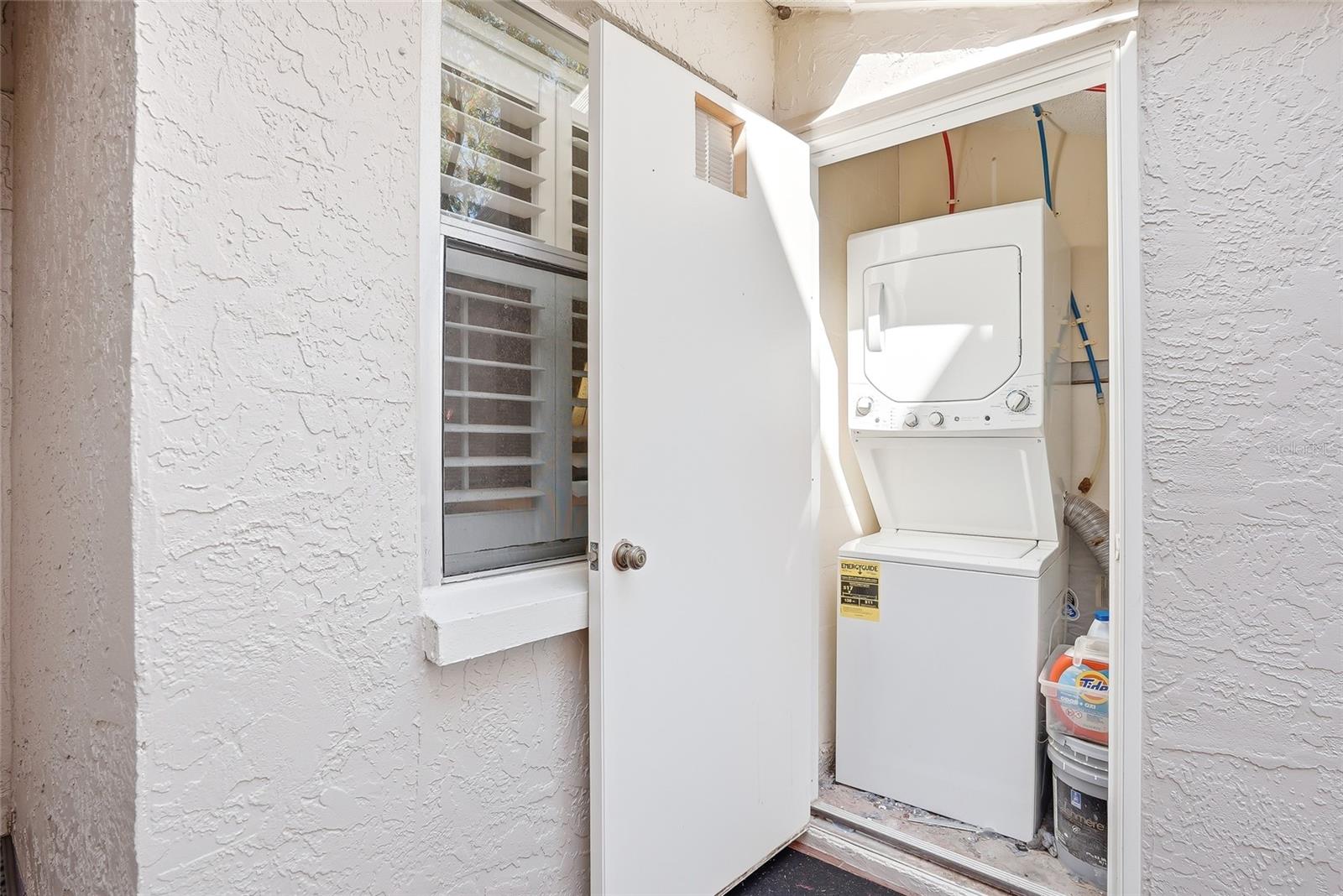 Image 29 of 35 For 554 Andorra Circle Ne