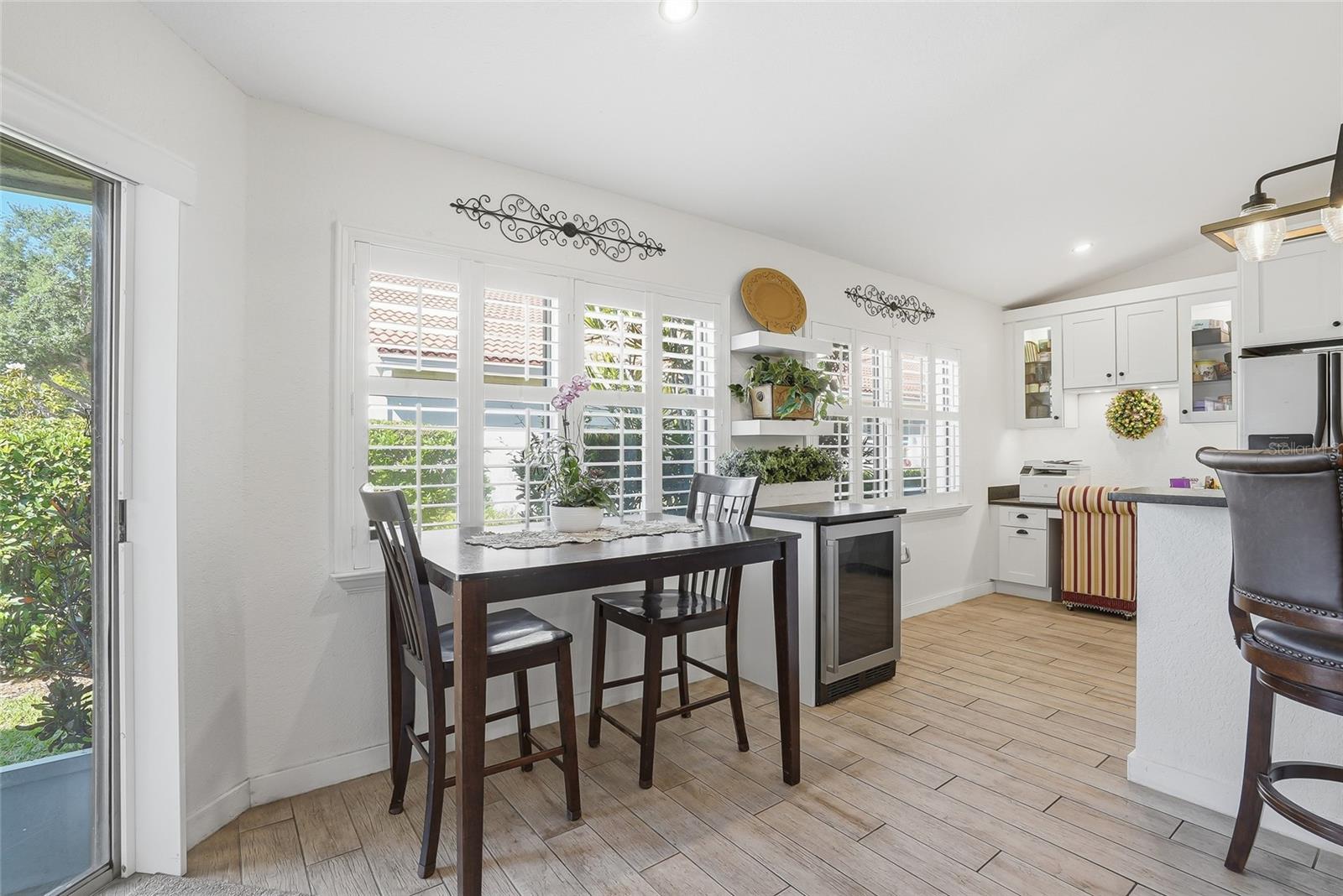 Image 5 of 35 For 554 Andorra Circle Ne