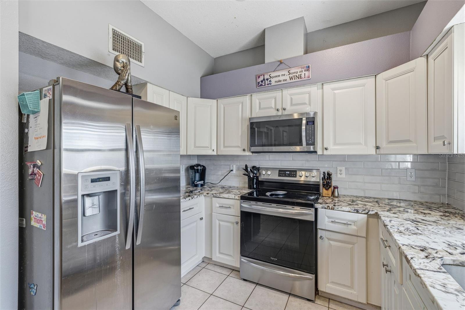 Image 15 of 38 For 18924 Fishermans Bend Drive