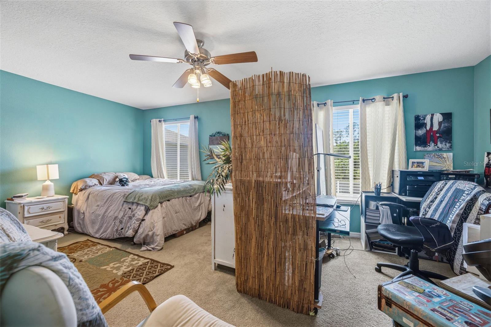 Image 19 of 38 For 18924 Fishermans Bend Drive