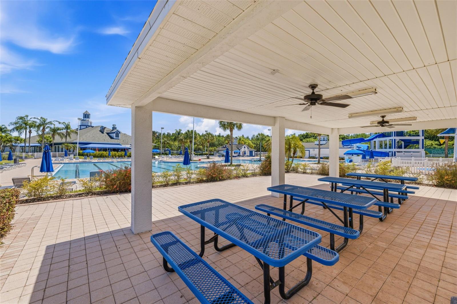 Image 29 of 38 For 18924 Fishermans Bend Drive