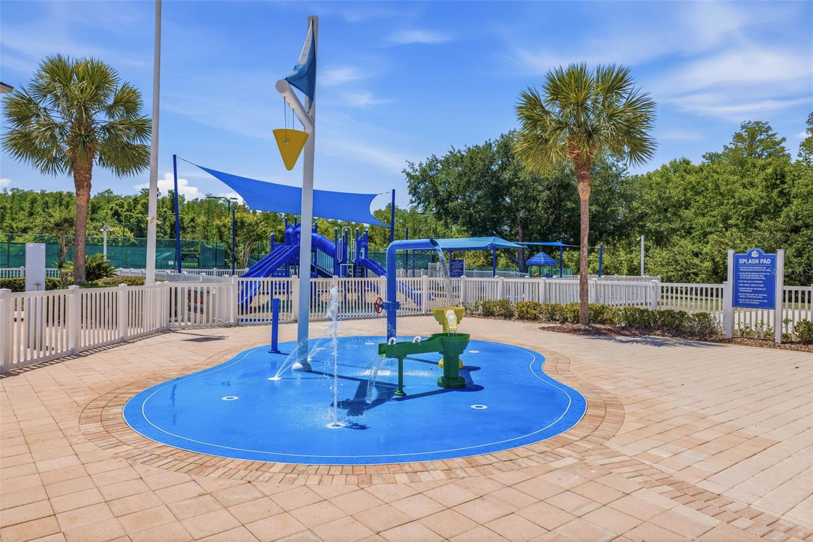 Image 30 of 38 For 18924 Fishermans Bend Drive