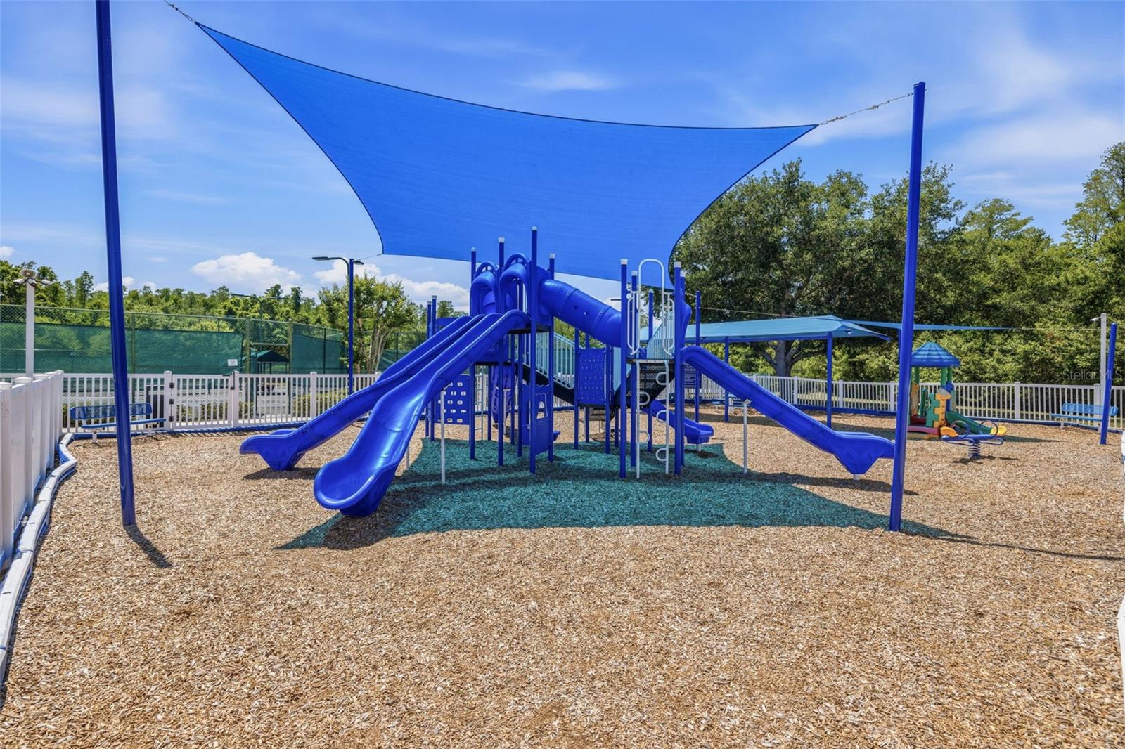 Image 31 of 38 For 18924 Fishermans Bend Drive