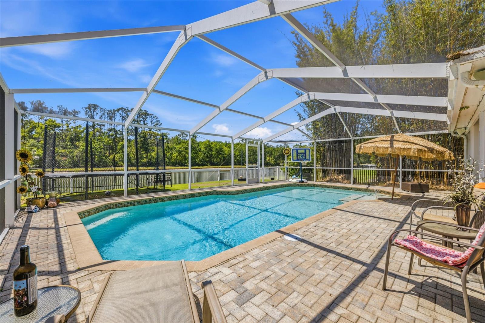 Image 4 of 38 For 18924 Fishermans Bend Drive