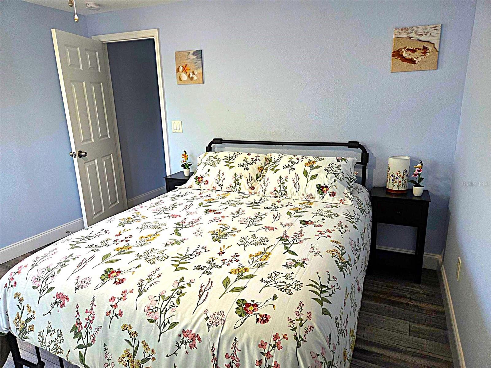 Image 13 of 44 For 5105 Tangerine Avenue S