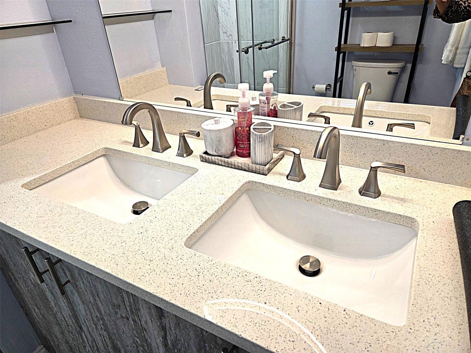 Image 20 of 44 For 5105 Tangerine Avenue S