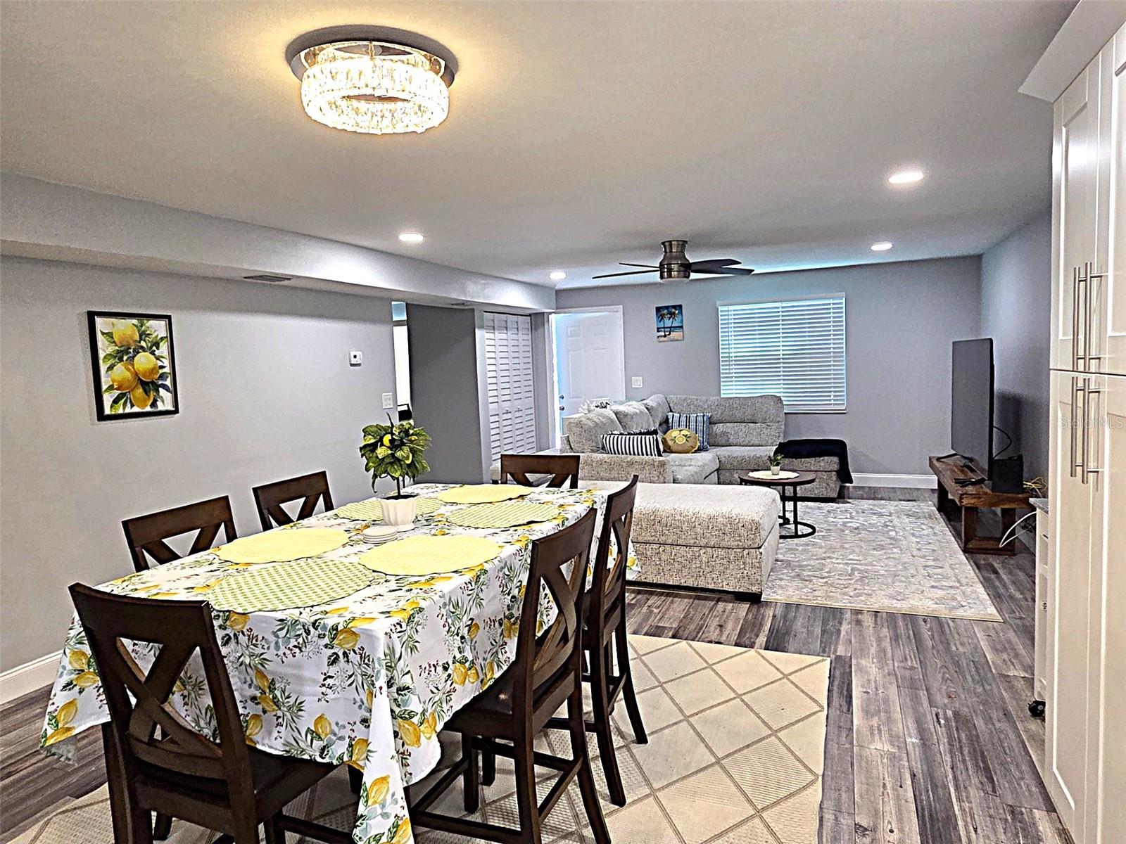 Image 5 of 44 For 5105 Tangerine Avenue S