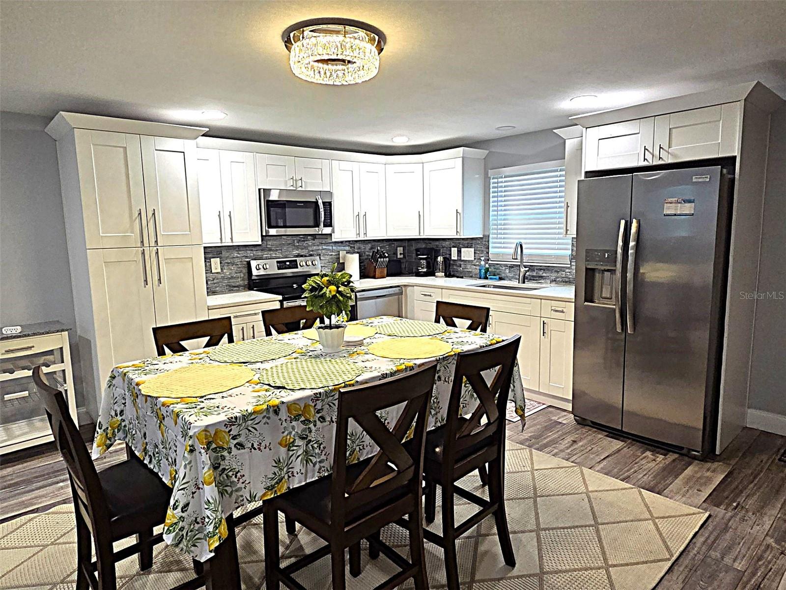 Image 7 of 44 For 5105 Tangerine Avenue S