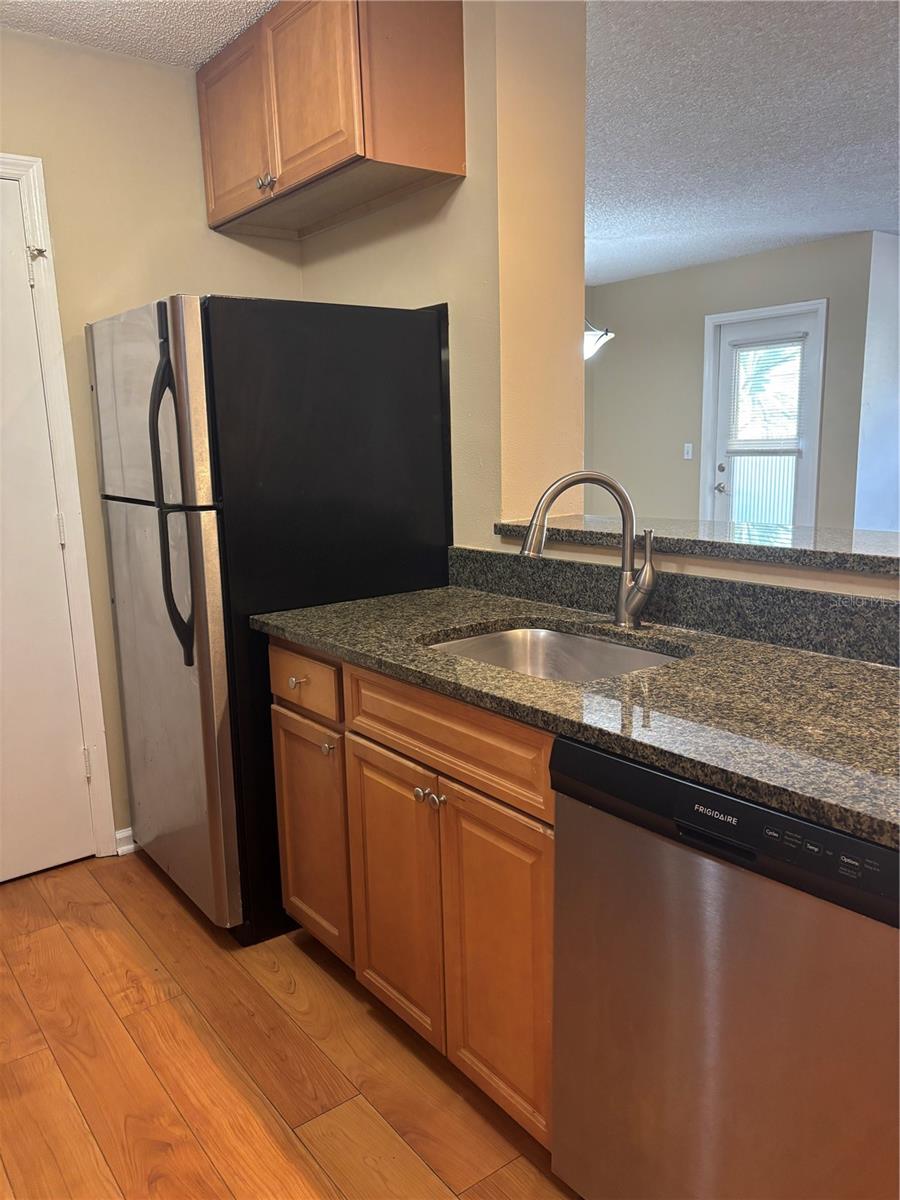 Image 10 of 26 For 11901 4th Street N 7107