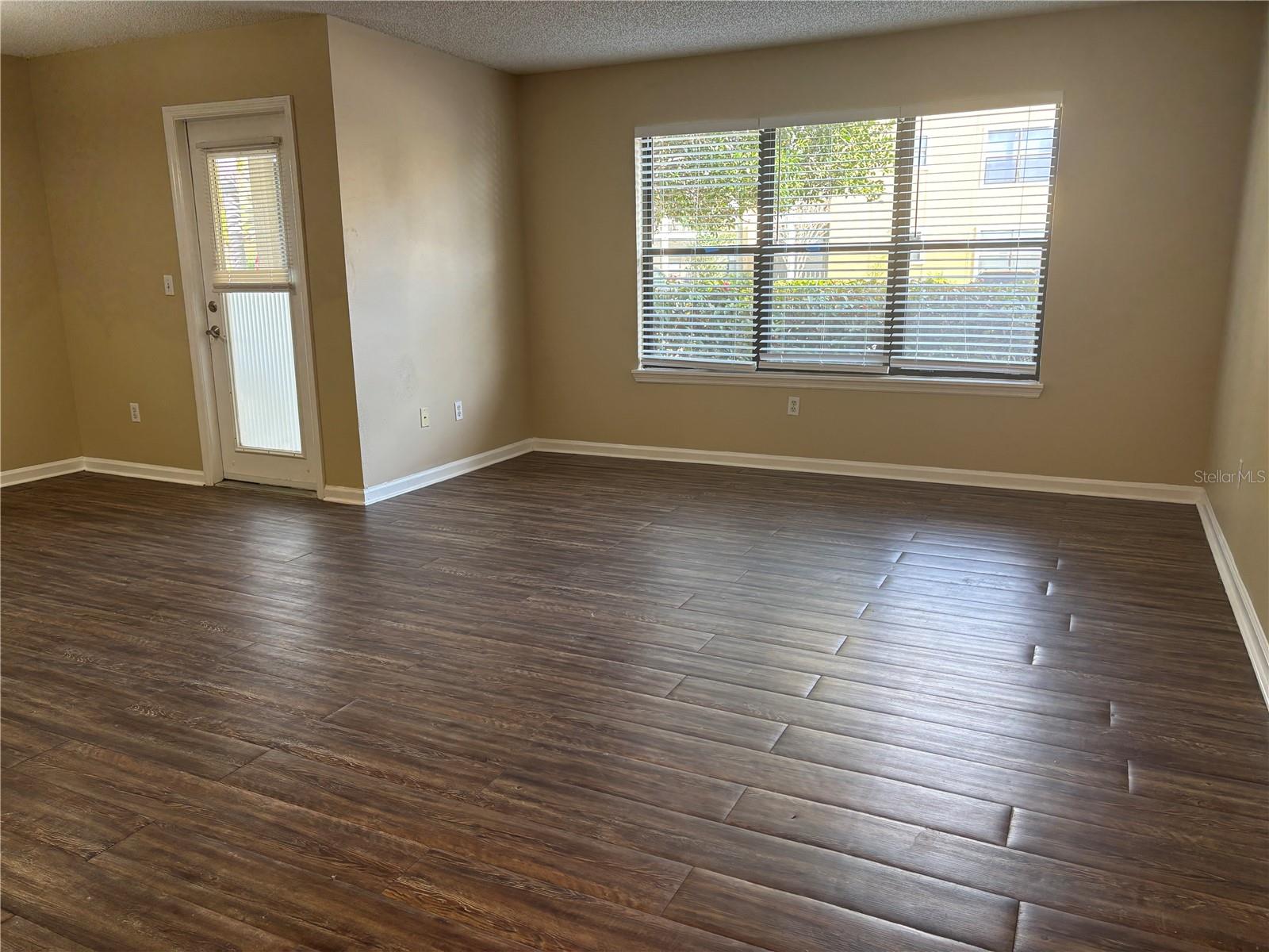 Image 3 of 26 For 11901 4th Street N 7107