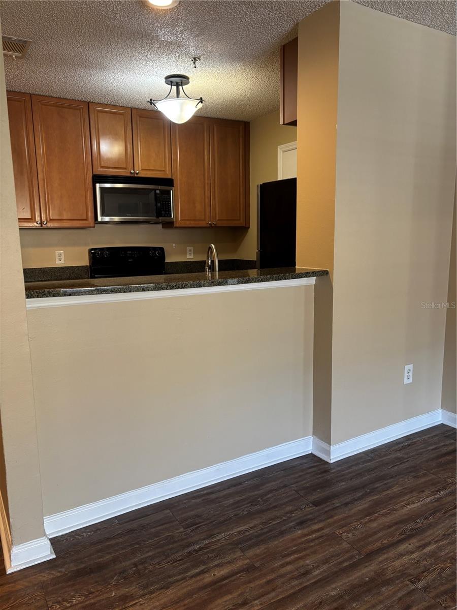 Image 7 of 26 For 11901 4th Street N 7107