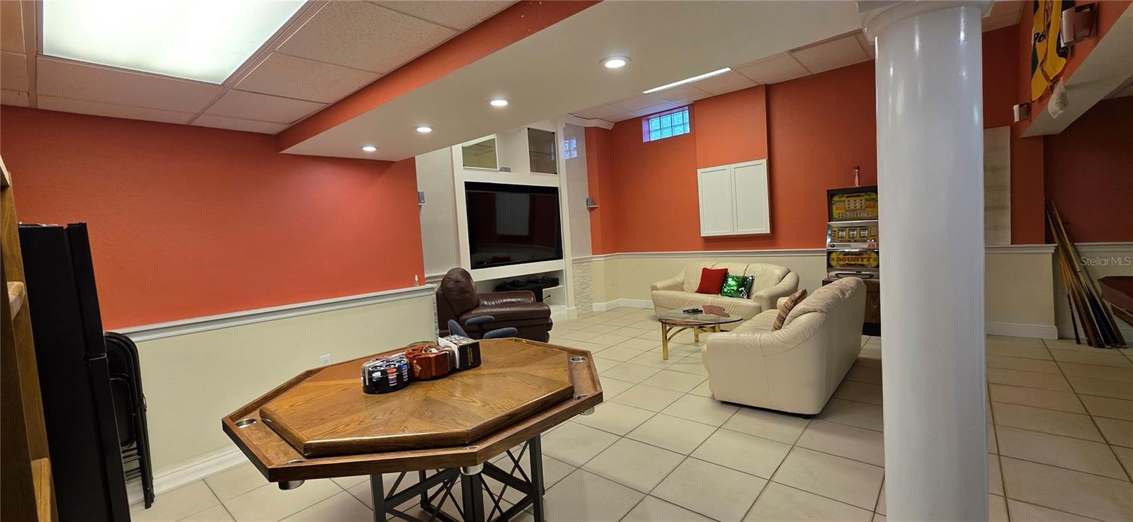 Image 32 of 47 For 10741 Pinto Drive