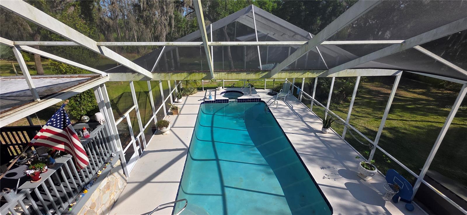 Image 42 of 47 For 10741 Pinto Drive