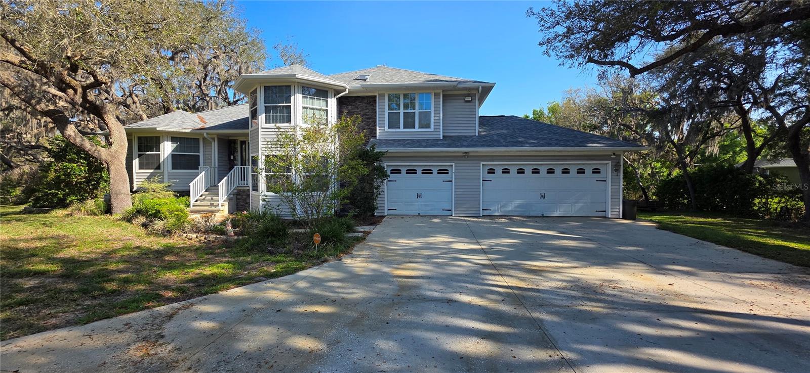 Image 44 of 47 For 10741 Pinto Drive