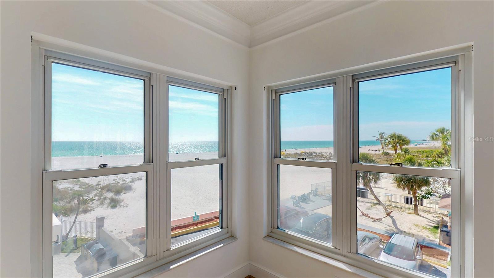 Image 20 of 51 For 4950 Gulf Boulevard 308