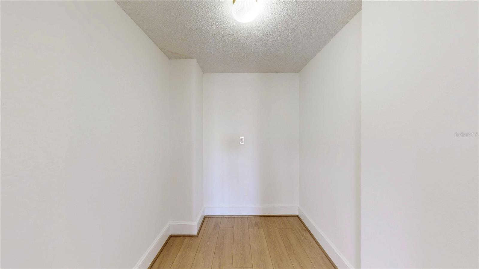 Image 29 of 51 For 4950 Gulf Boulevard 308