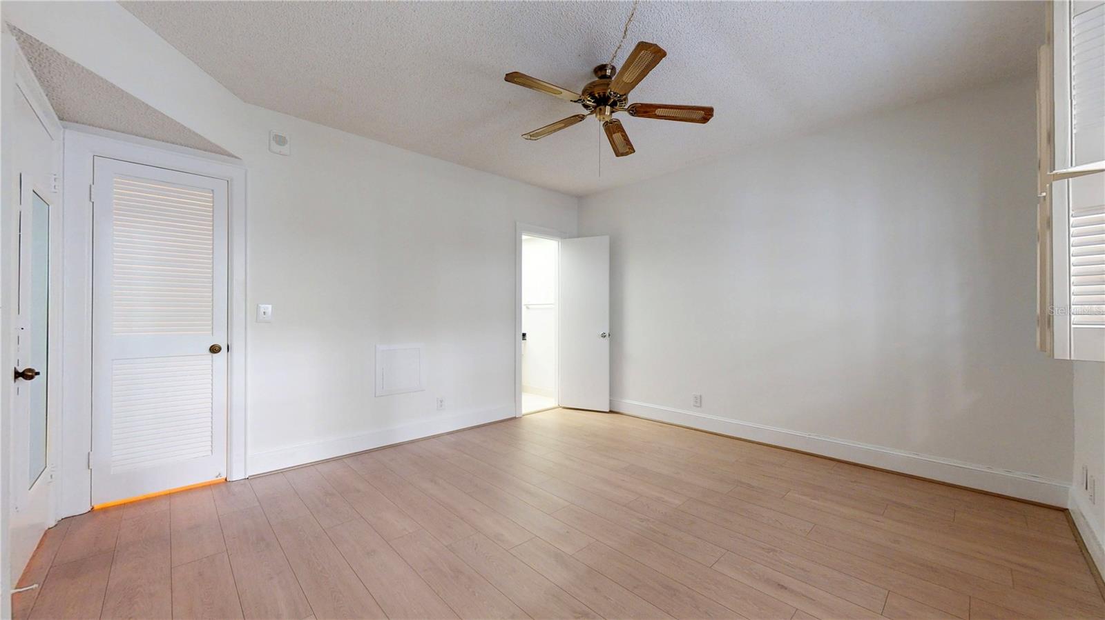 Image 30 of 51 For 4950 Gulf Boulevard 308