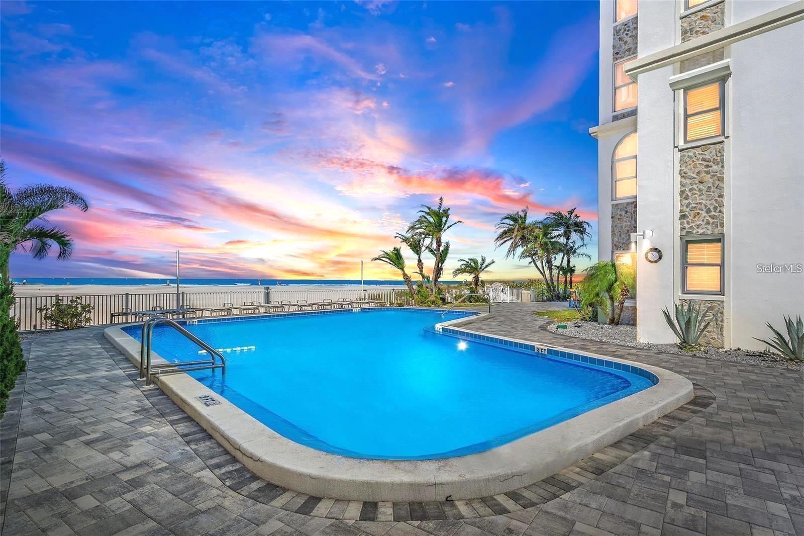 Image 4 of 51 For 4950 Gulf Boulevard 308