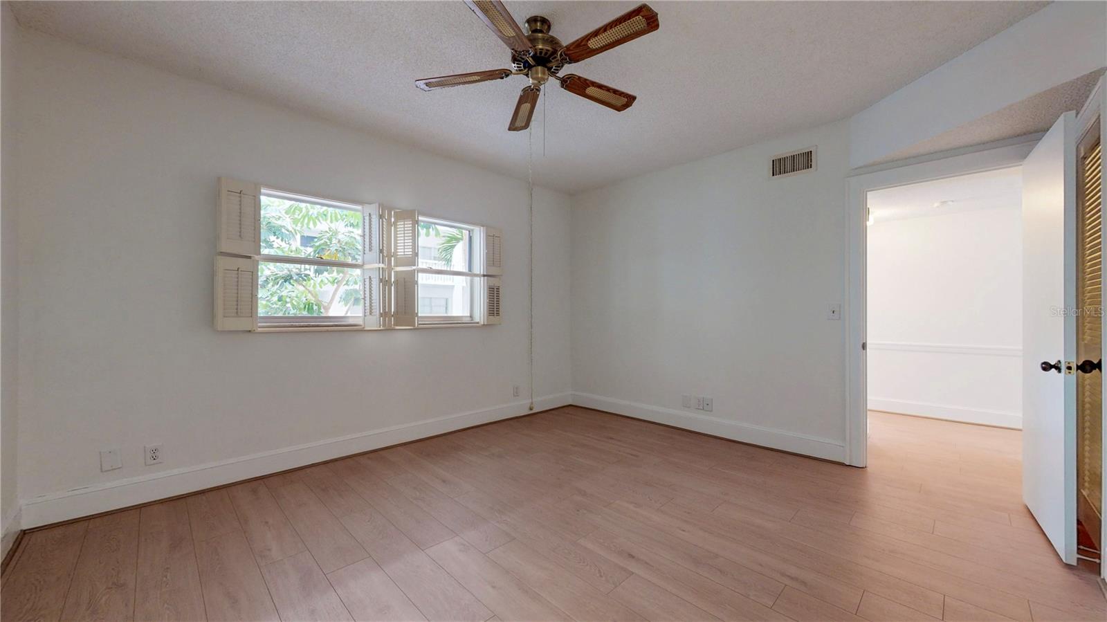 Image 41 of 51 For 4950 Gulf Boulevard 308