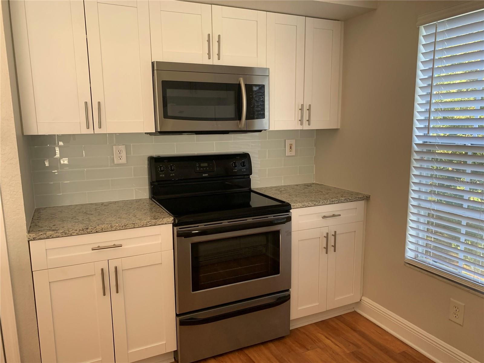 Image 17 of 30 For 10416 White Lake Court 10416