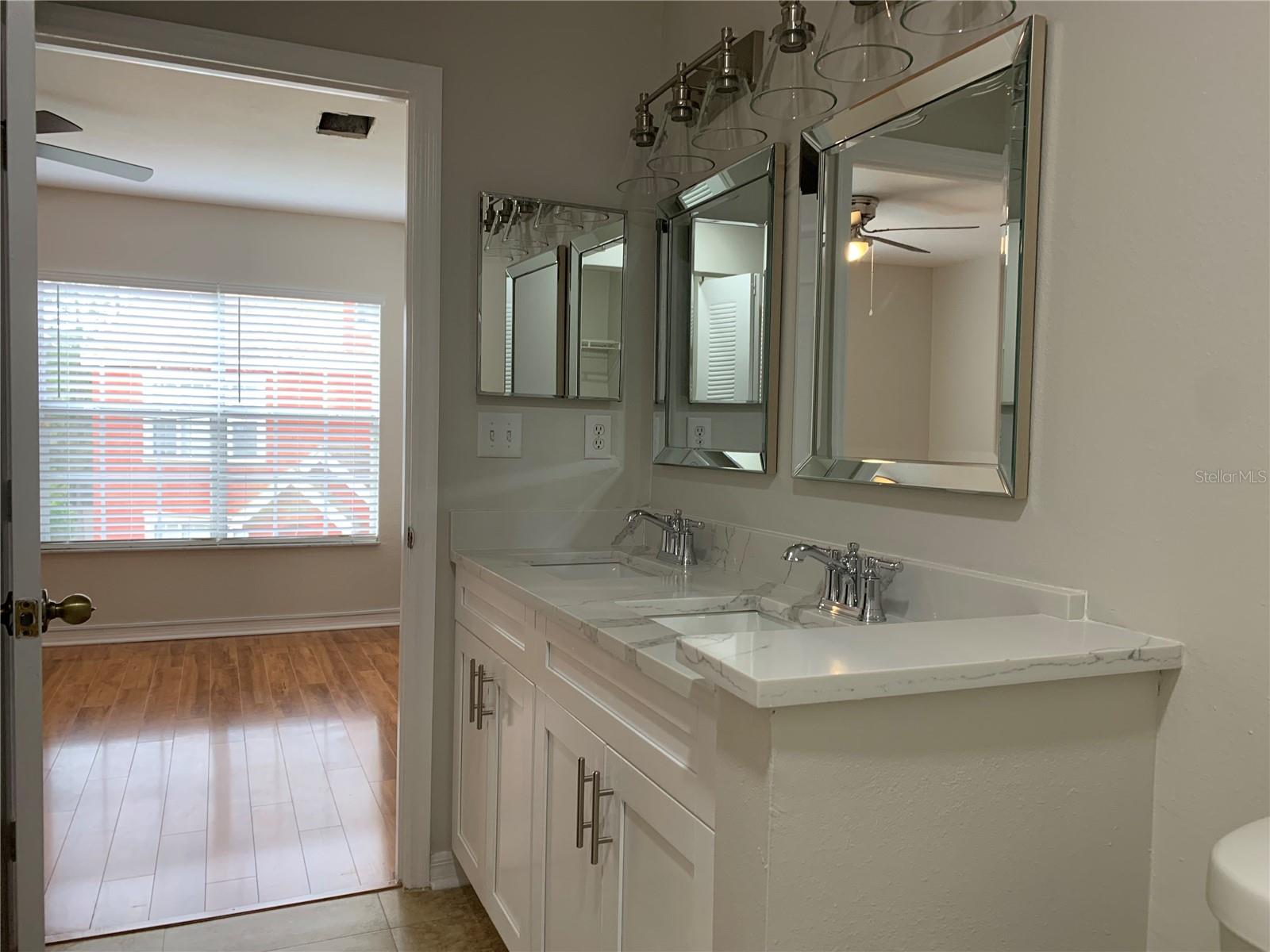 Image 5 of 30 For 10416 White Lake Court 10416