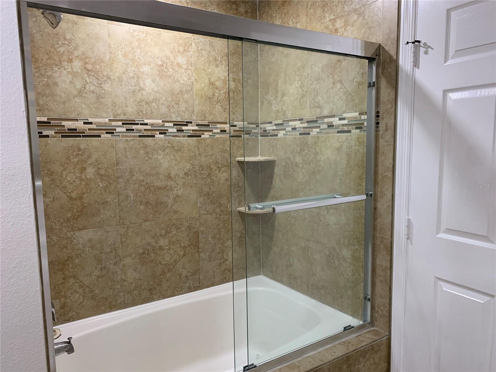 Image 6 of 30 For 10416 White Lake Court 10416