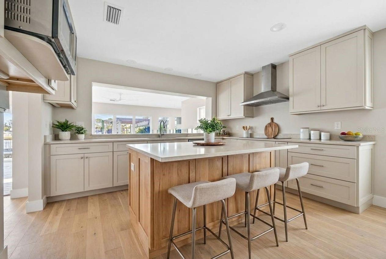 Image 10 of 54 For 316 89th Avenue Ne