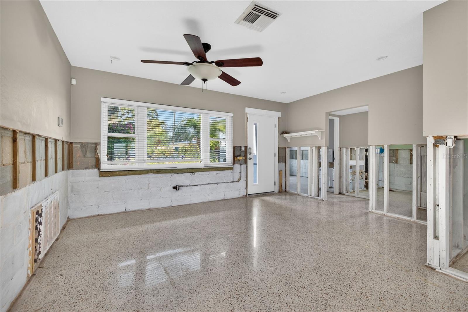 Image 6 of 54 For 316 89th Avenue Ne