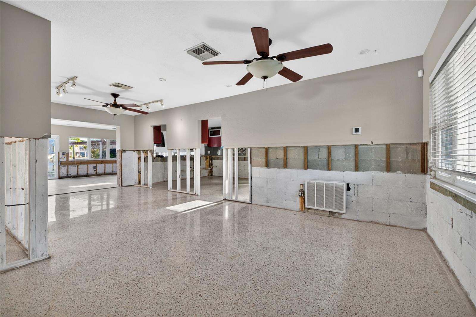 Image 8 of 54 For 316 89th Avenue Ne