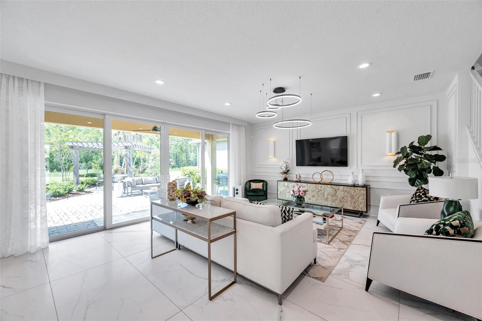 Image 11 of 77 For 32203 Mahogany Valley Drive