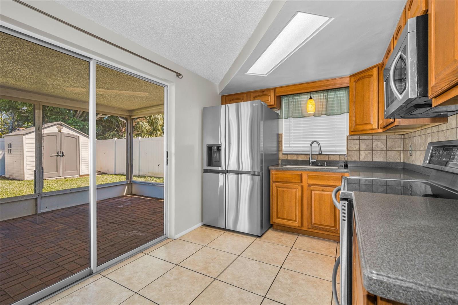 Listing photo id 13 for 1184 Chelsea Lane