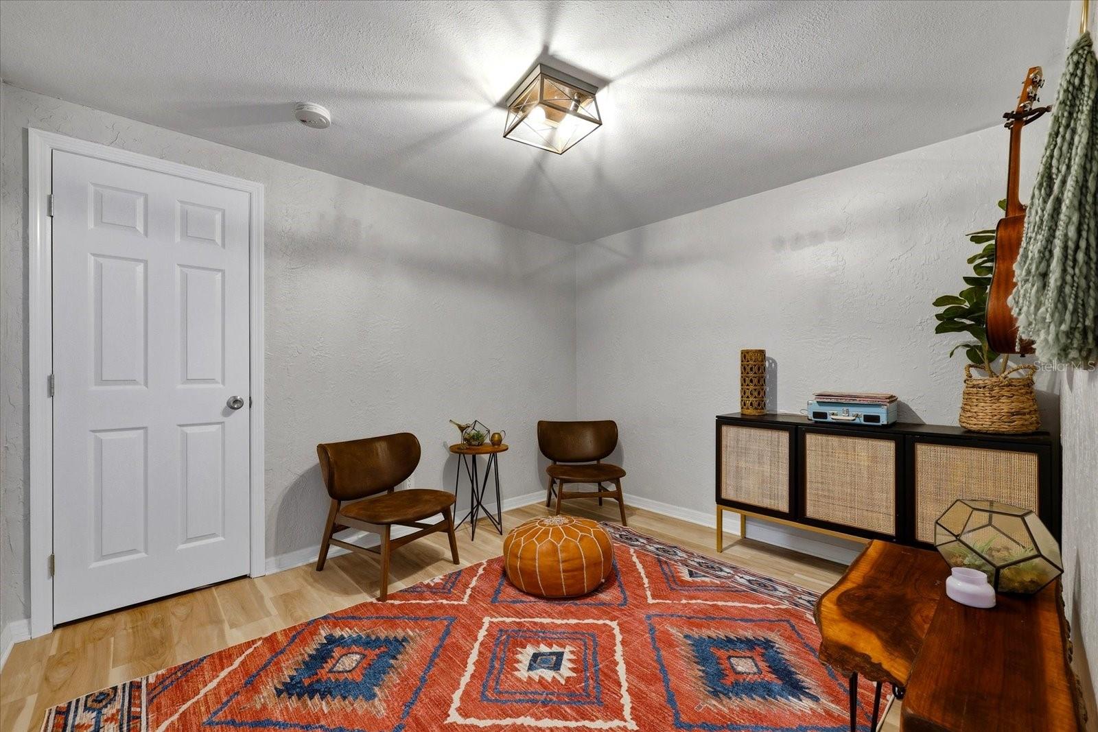 Image 12 of 65 For 5700 Harding Boulevard Ne