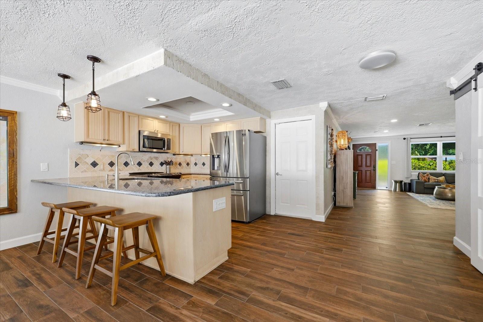 Image 15 of 65 For 5700 Harding Boulevard Ne