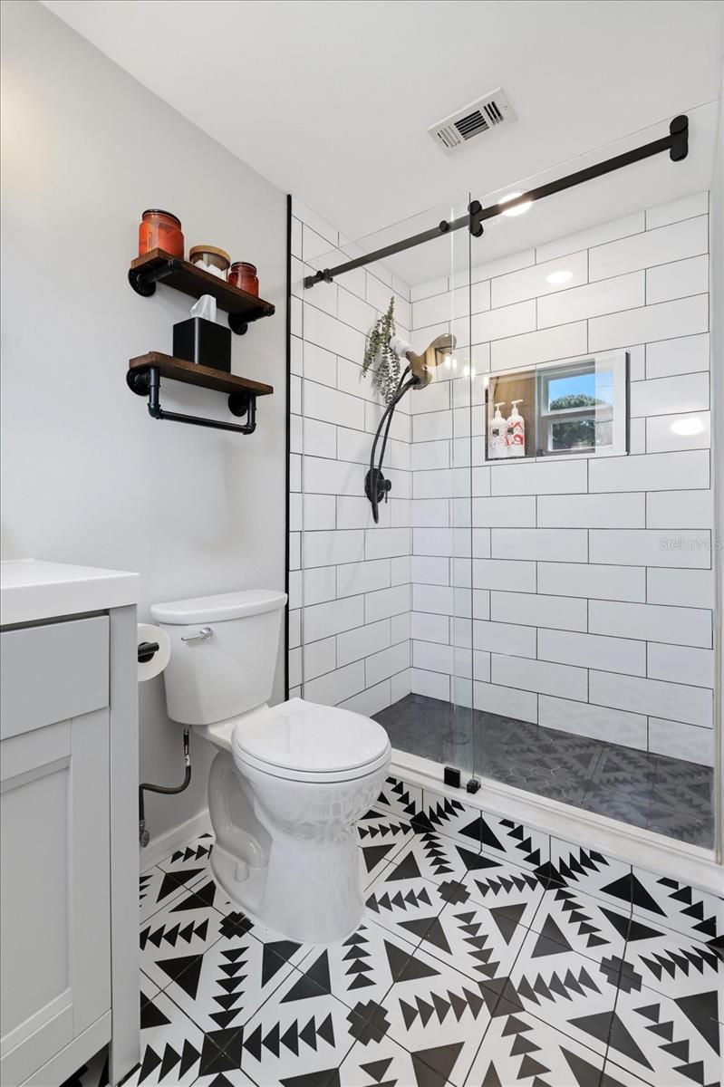 Image 27 of 65 For 5700 Harding Boulevard Ne