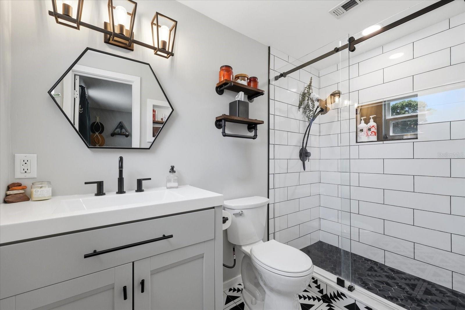 Image 28 of 65 For 5700 Harding Boulevard Ne