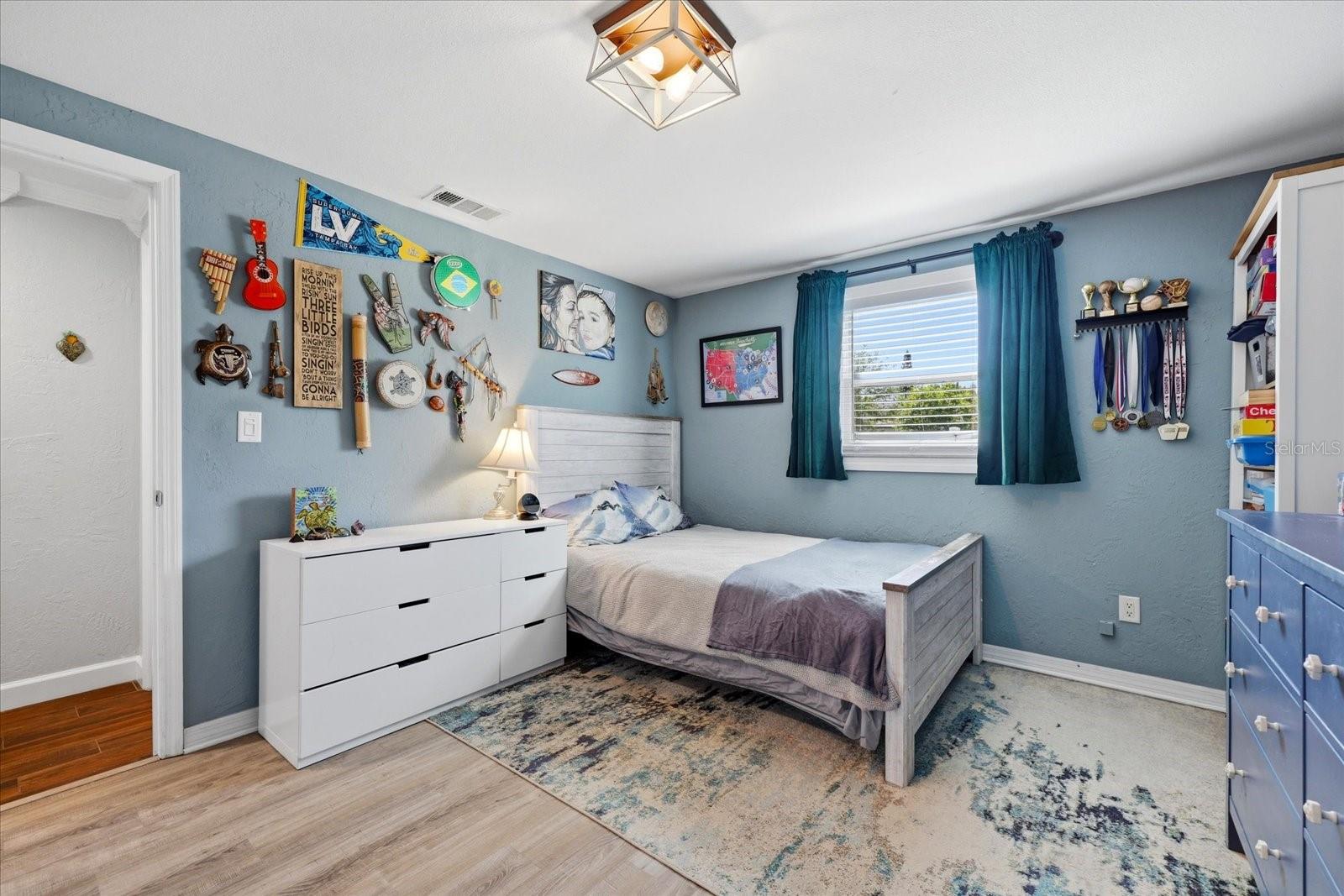 Image 30 of 65 For 5700 Harding Boulevard Ne