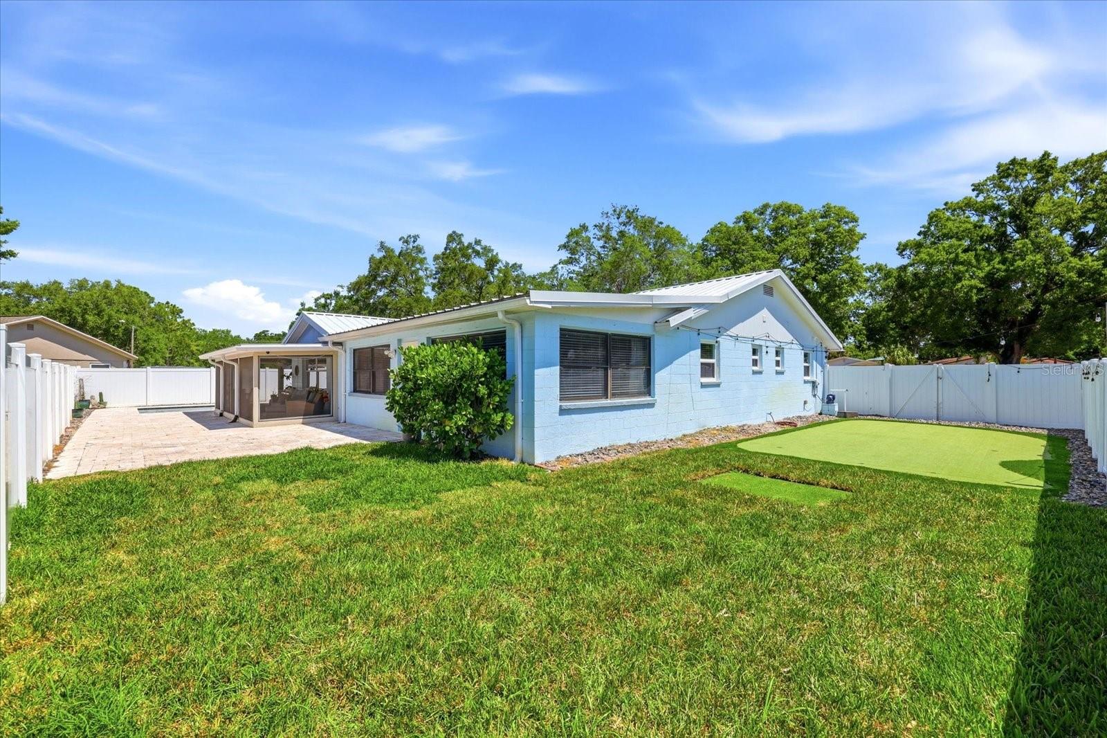 Image 42 of 65 For 5700 Harding Boulevard Ne