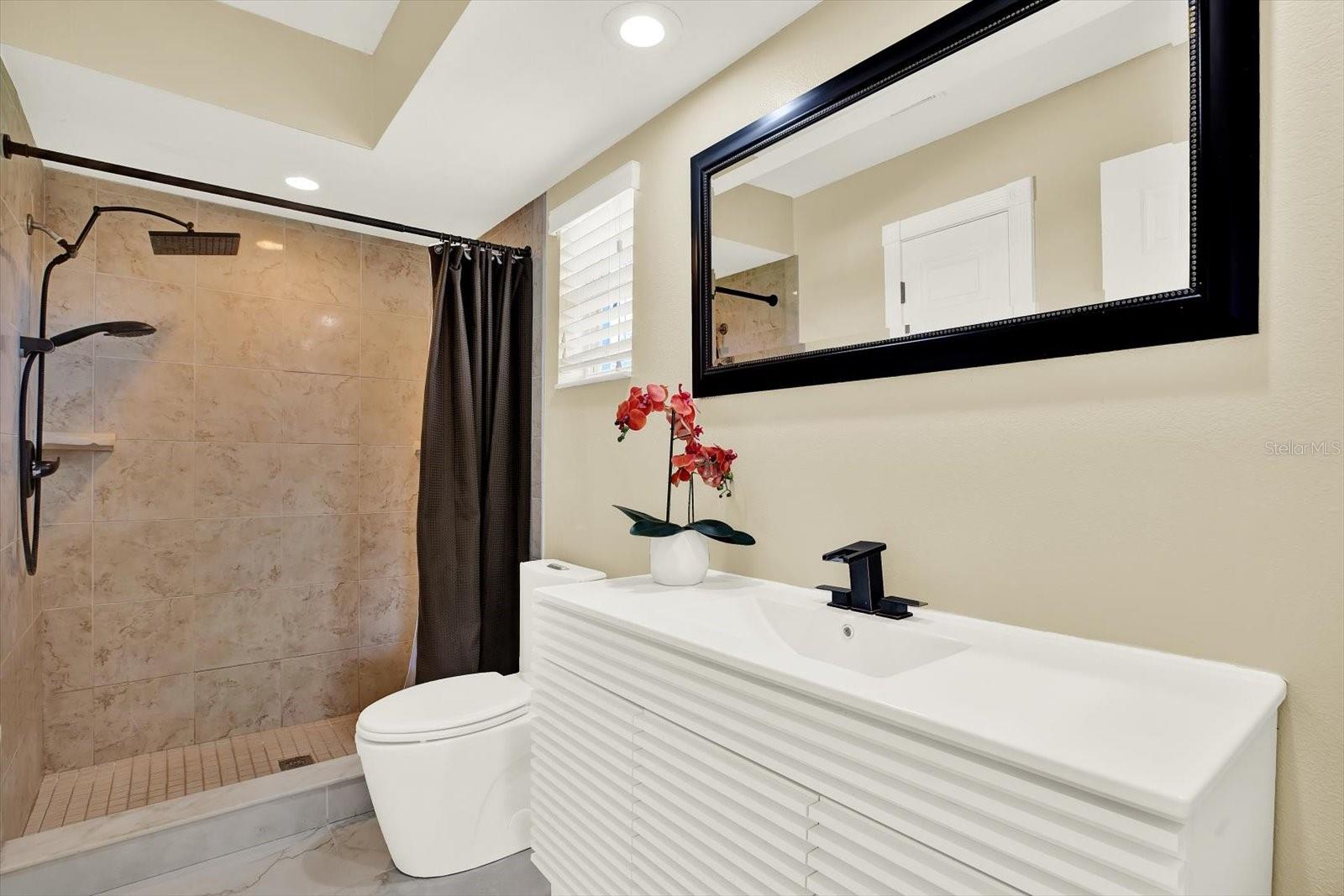 Image 17 of 29 For 10562 41st Court N