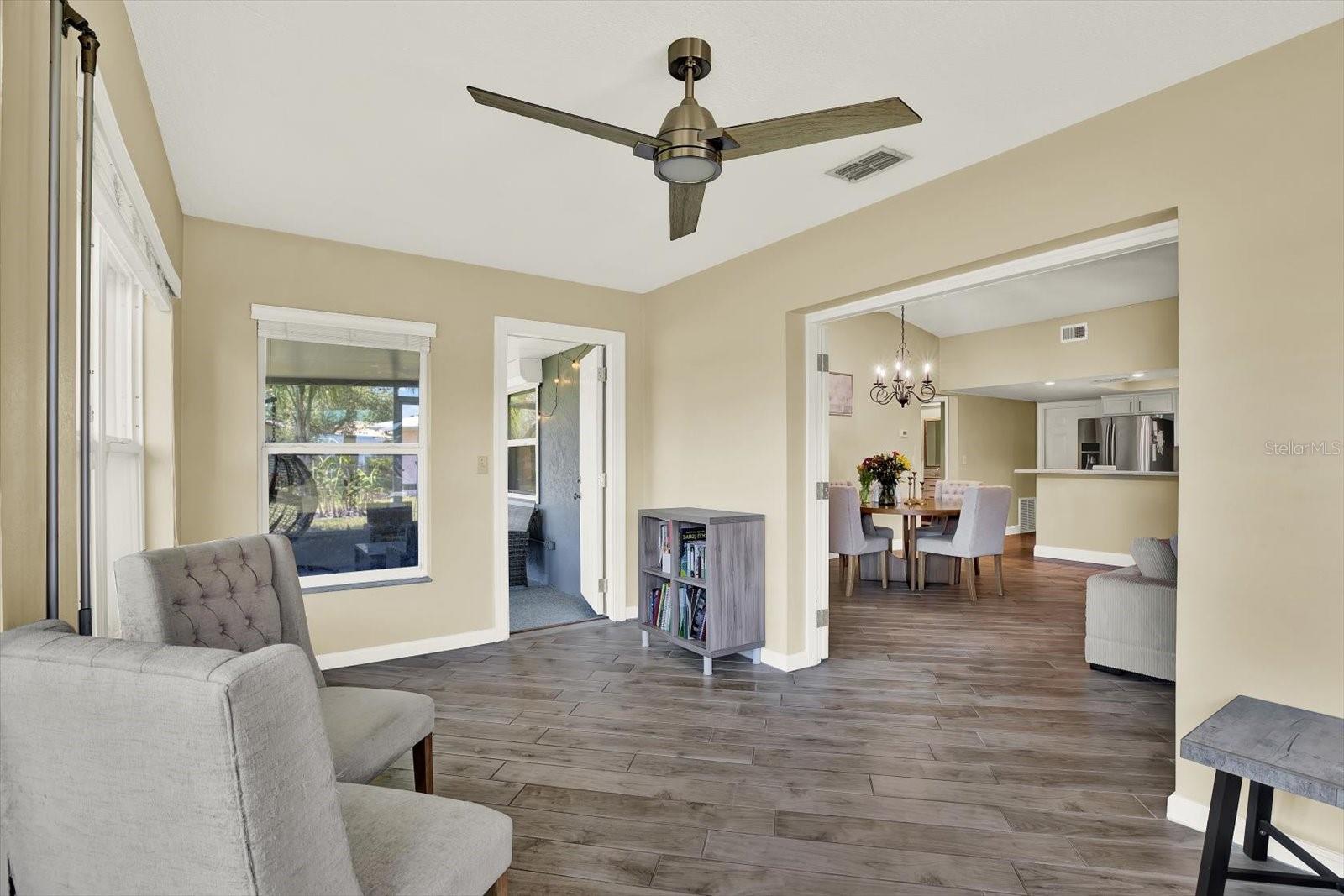 Image 23 of 29 For 10562 41st Court N