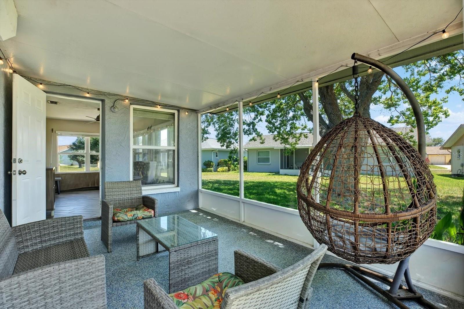 Image 25 of 29 For 10562 41st Court N