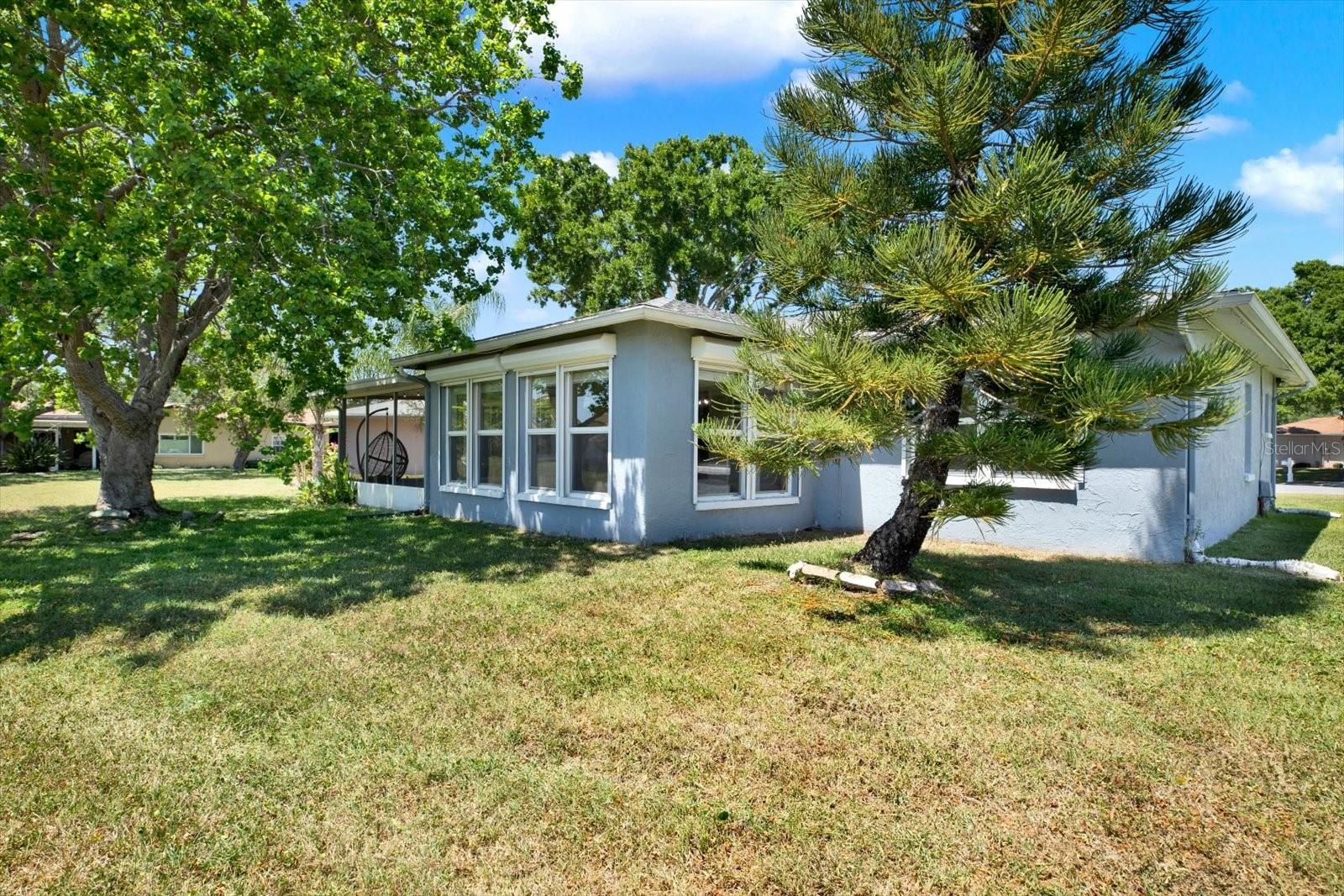 Image 27 of 29 For 10562 41st Court N