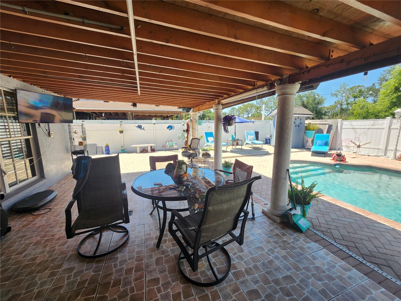 Image 16 of 55 For 7023 Fountain Avenue