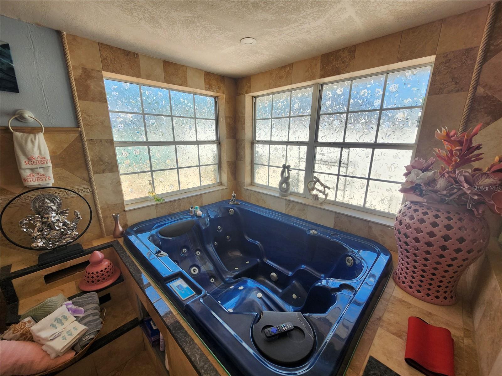 Image 33 of 55 For 7023 Fountain Avenue