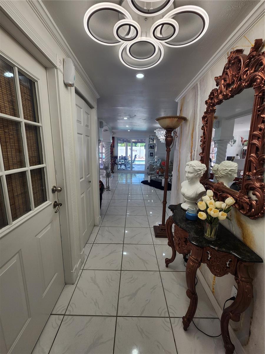 Image 6 of 55 For 7023 Fountain Avenue